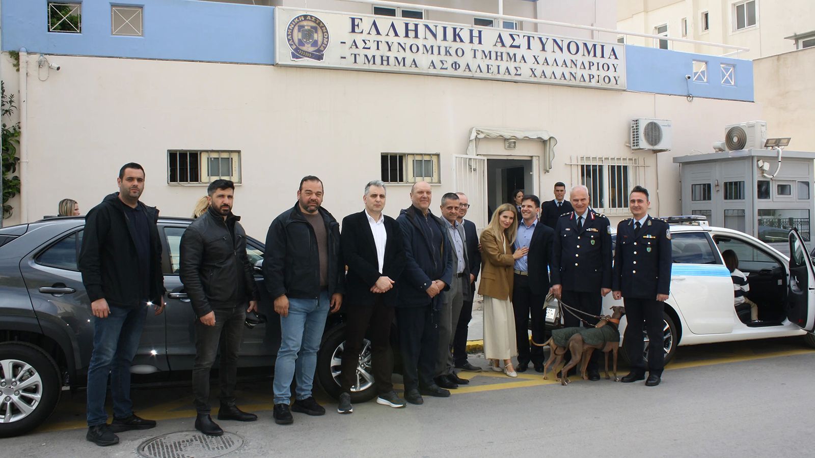 Στην υπηρεσία της ΕΛ.ΑΣ. δύο νέα υβριδικά αυτοκίνητα 